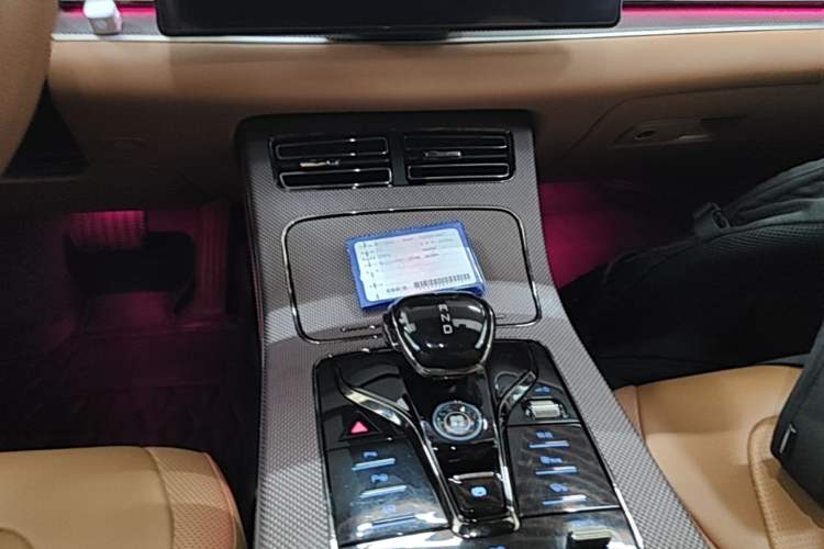Used BYD Han 2022 DM-p 202km Four-Wheel Drive Flagship Model Audio And AC Panel