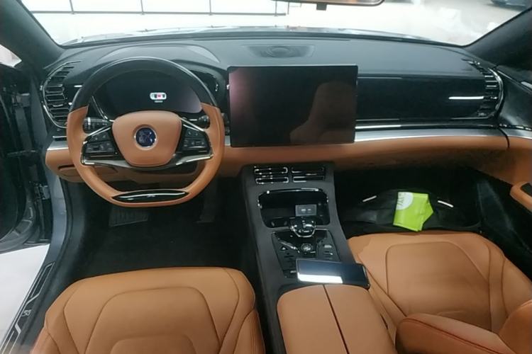 Used BYD Han 2022 DM-i 121KM Prestige Model Center Console