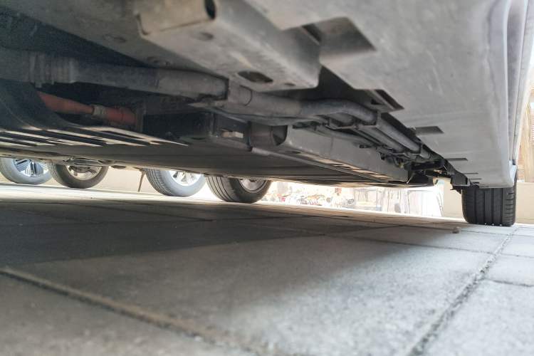 Used BYD Han 2022 DM-i 121KM Prestige Model Chassis Front Left