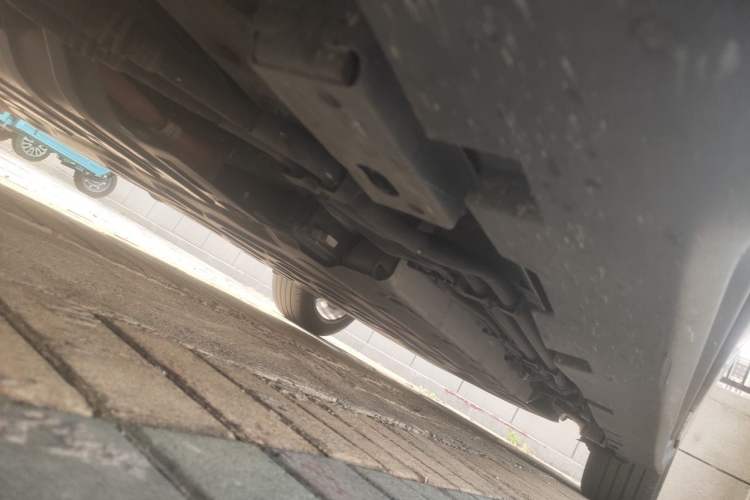 Used BYD Han 2022 DM-i 121KM Luxury Model Chassis Front Left