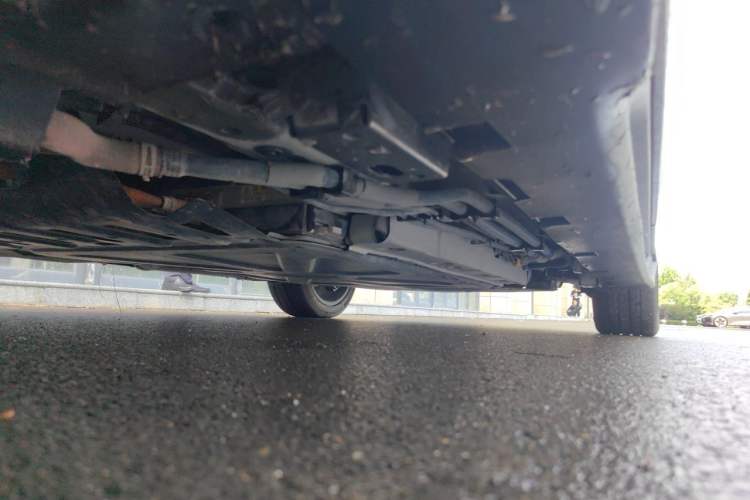 Used BYD Han 2022 DM-i 121KM Prestige Model Chassis Front Left