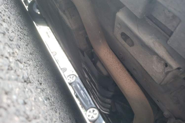 Used BYD Han 2022 DM-i 121KM Luxury Model Chassis Front Right