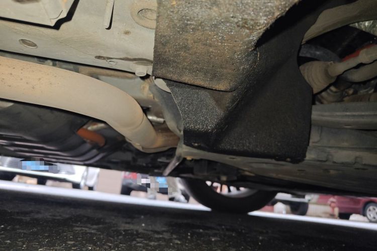 Used BYD Han 2022 DM-i 121KM Luxury Model Chassis Front Right