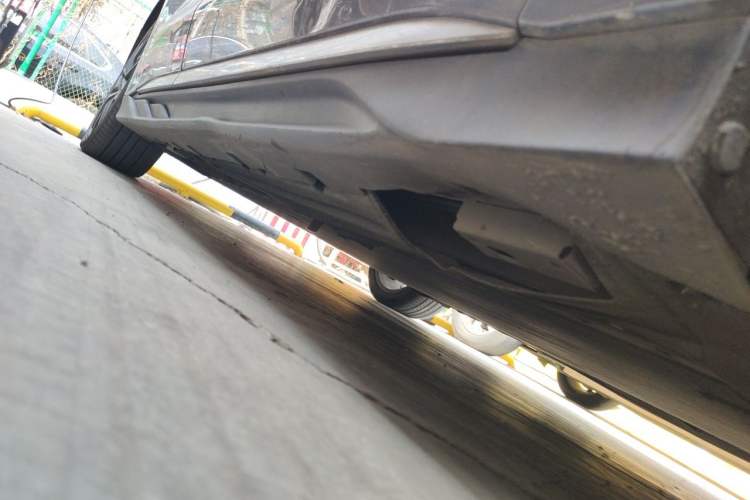 Used BYD Han 2022 EV Genesis Edition 610KM All-Wheel Drive Premium Model Chassis Front Right