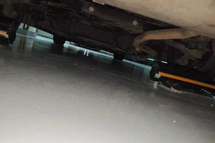 Used BYD Han 2022 DM-i 121KM Prestige Model Chassis Rear