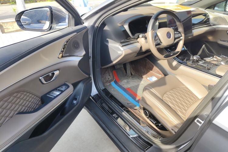 Used BYD Han 2022 EV Genesis Edition 715KM Front-Wheel-Drive Prestige Model Driver Seat