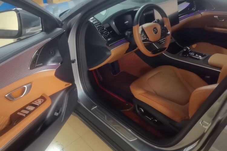 Used BYD Han 2022 DM-i 121KM Luxury Model Driver Seat