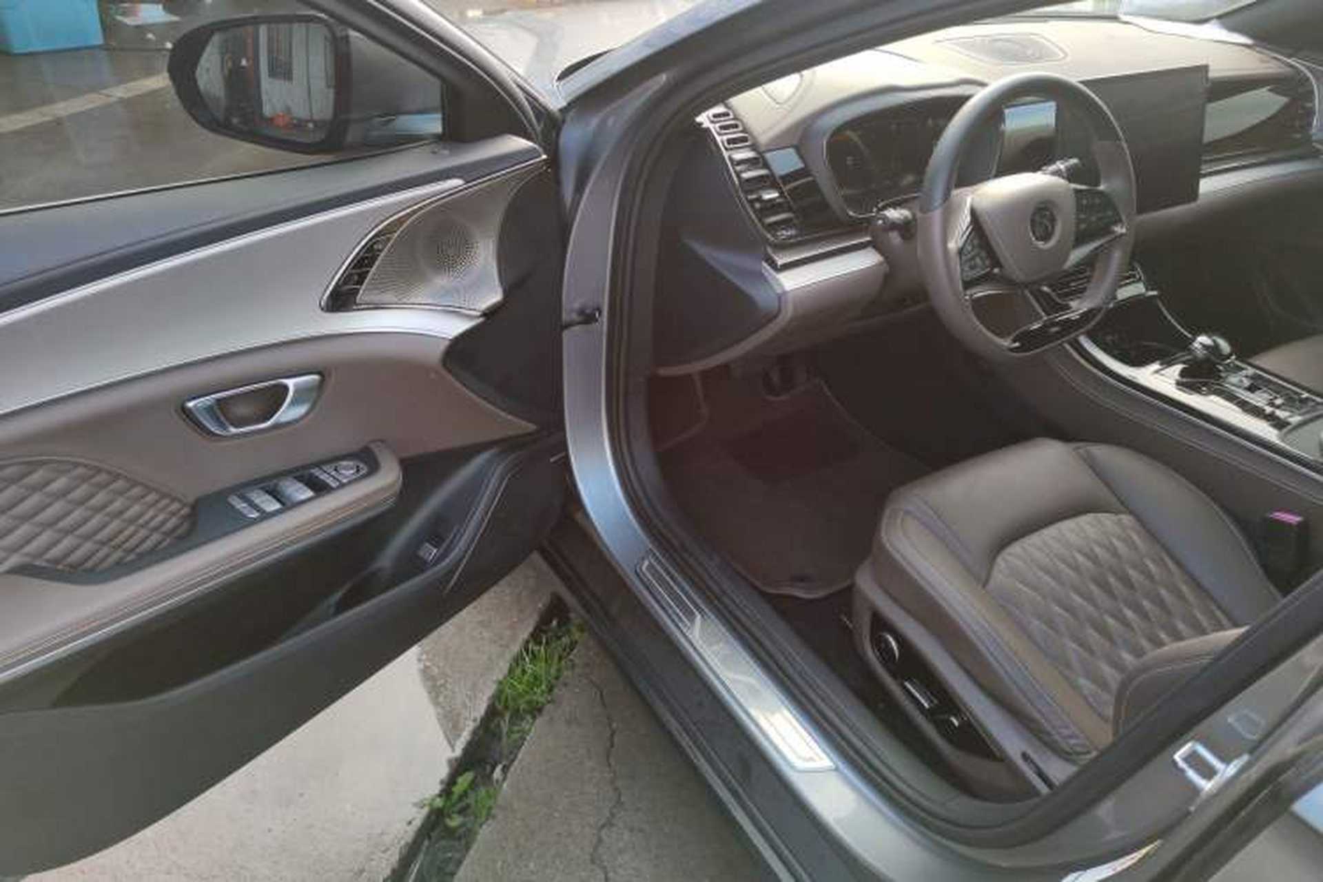 Used BYD Han 2022 DM-i 121KM Prestige Model Driver Seat