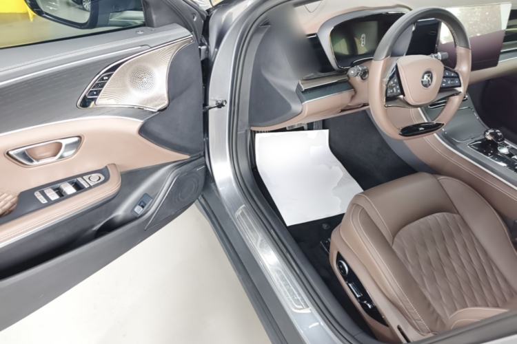 Used BYD Han 2022 DM-i 121KM Luxury Model Driver Seat
