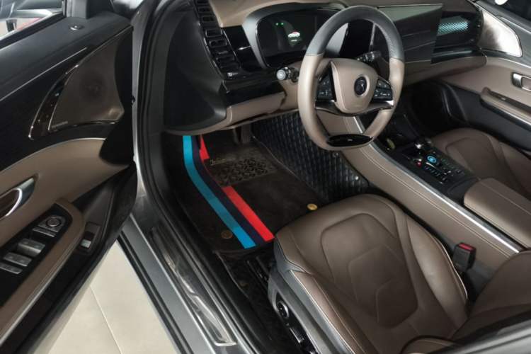 Used BYD Han 2022 DM-i 121KM Luxury Model Driver Seat