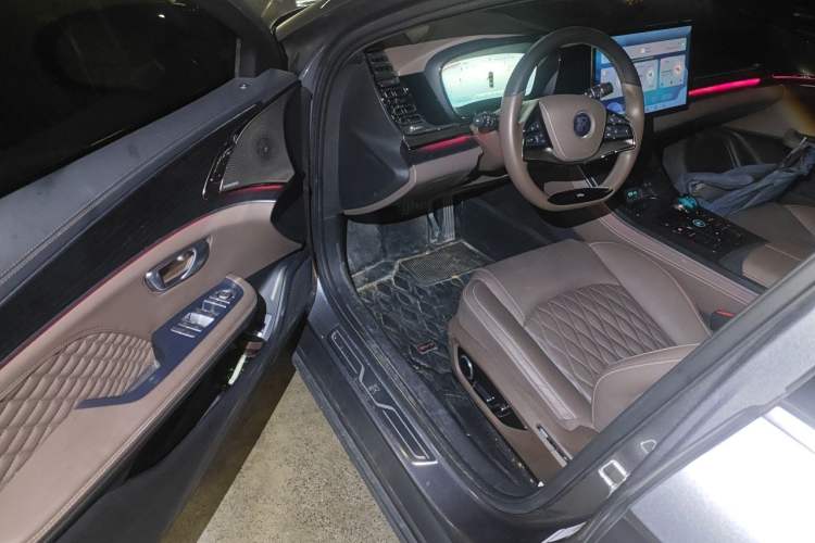 Used BYD Han 2022 DM-i 121KM Luxury Model Driver Seat