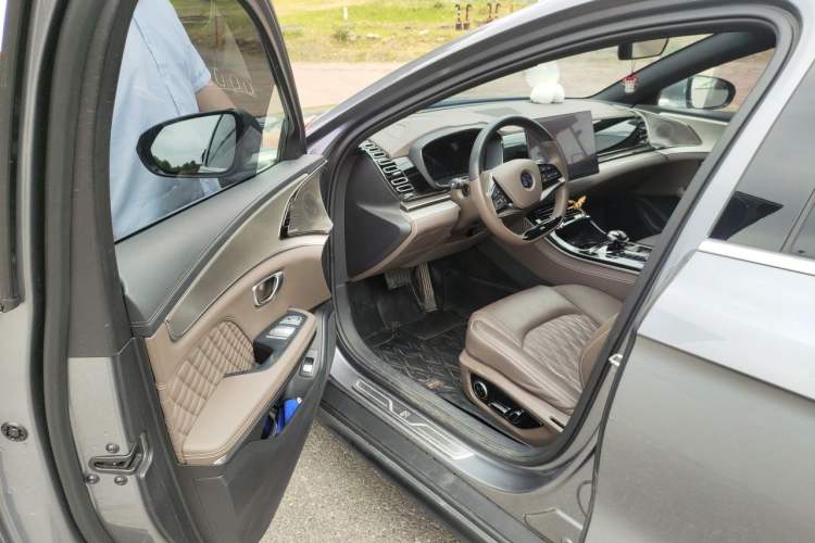 Used BYD Han 2022 DM-i 121KM Prestige Model Driver Seat
