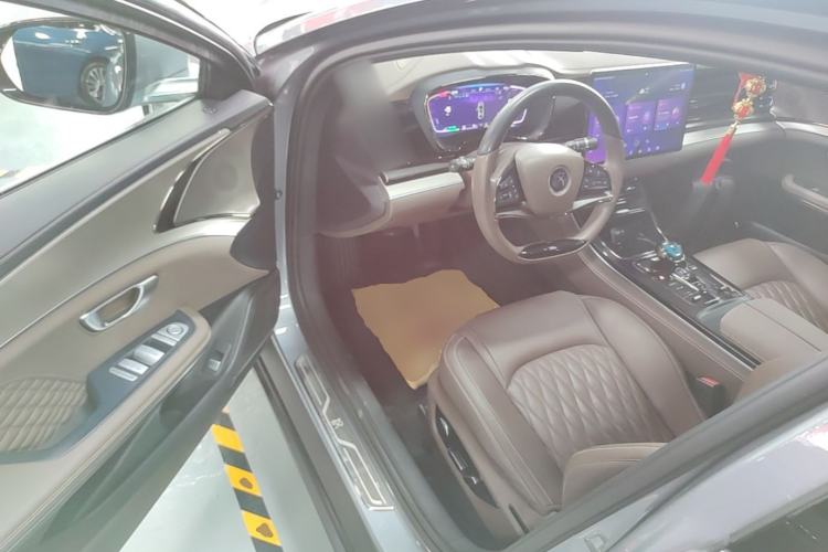 Used BYD Han 2022 DM-i 121KM Prestige Model Driver Seat