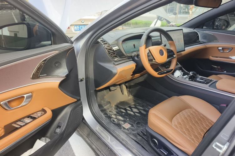 Used BYD Han 2022 DM-i 121KM Luxury Model Driver Seat