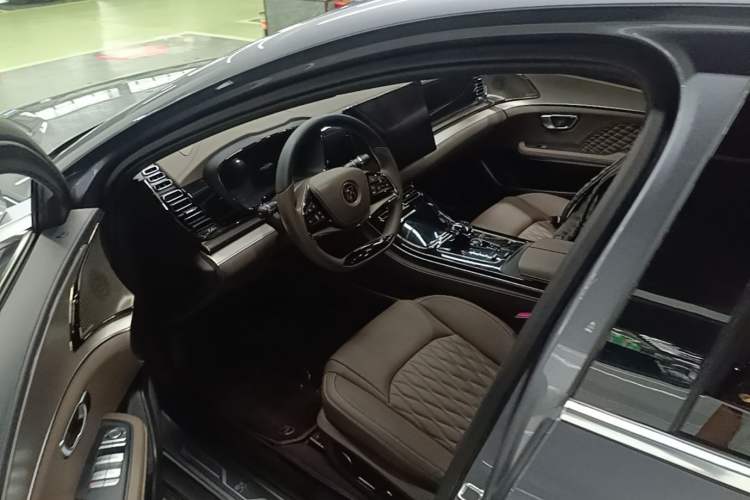 Used BYD Han 2022 DM-i 121KM Prestige Model Driver Seat