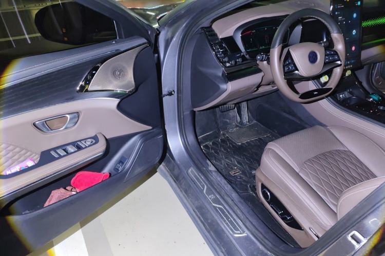 Used BYD Han 2022 EV Genesis Edition 715 km Front-Wheel-Drive Flagship Model Driver Seat
