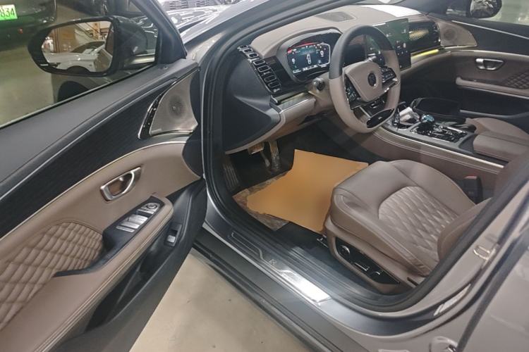 Used BYD Han 2022 EV Genesis Edition 715KM Front-Wheel-Drive Prestige Model Driver Seat