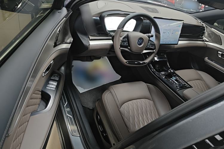 Used BYD Han 2022 DM-i 121KM Prestige Model Driver Seat