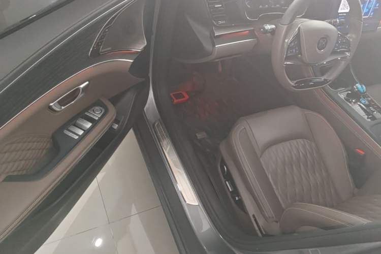 Used BYD Han 2022 DM-i 121KM Luxury Model Driver Seat