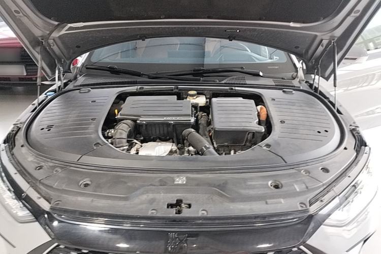 Used BYD Han 2022 DM-p 202km Four-Wheel Drive Flagship Model Engine Bay