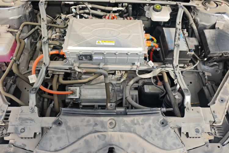 Used BYD Han 2022 EV Genesis Edition 715KM Front-Wheel-Drive Prestige Model Engine Bay