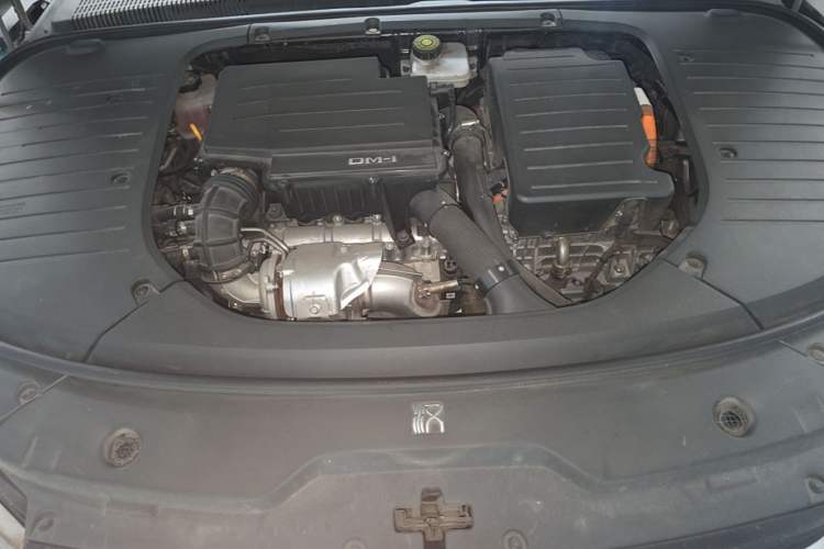 Used BYD Han 2022 DM-i 121KM Luxury Model Engine Bay