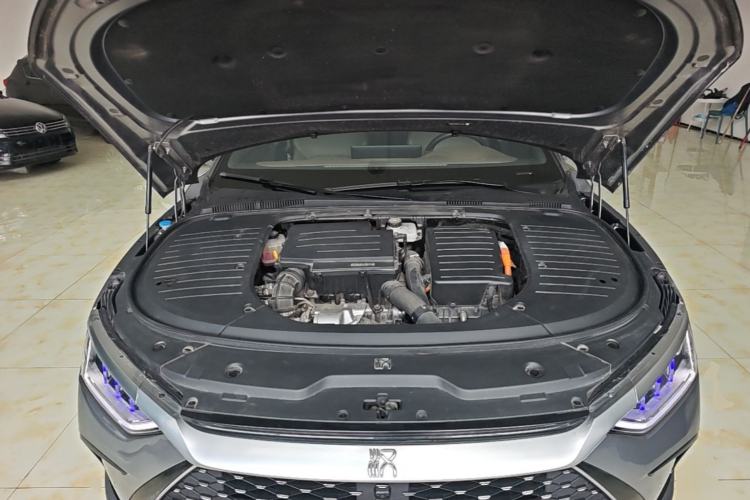 Used BYD Han 2022 DM-i 121KM Prestige Model Engine Bay