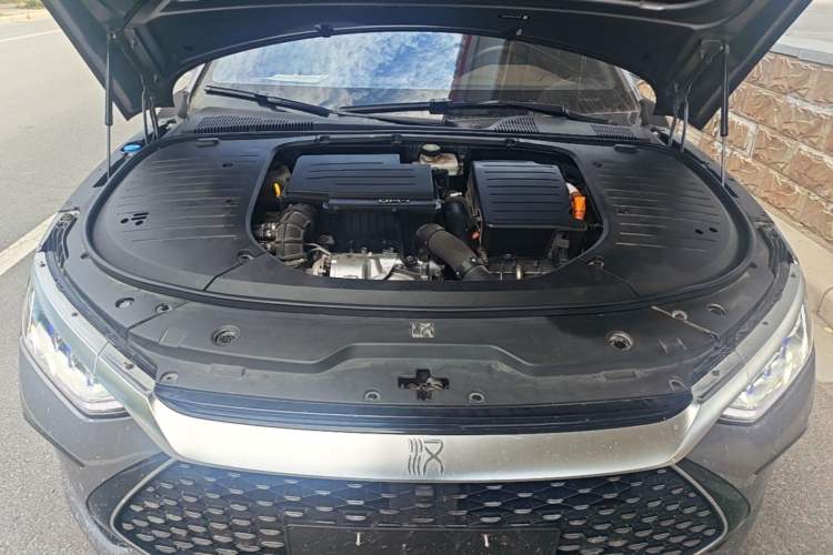 Used BYD Han 2022 DM-i 121KM Prestige Model Engine Bay