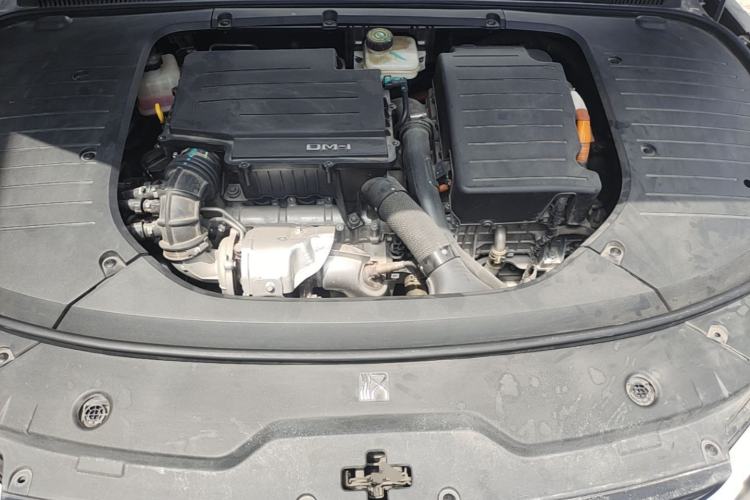 Used BYD Han 2022 DM-i 121KM Luxury Model Engine Bay
