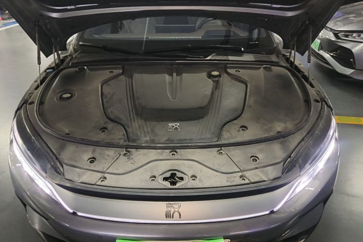 Used BYD Han 2022 EV Genesis Edition 715 km Front-Wheel-Drive Flagship Model Engine Bay
