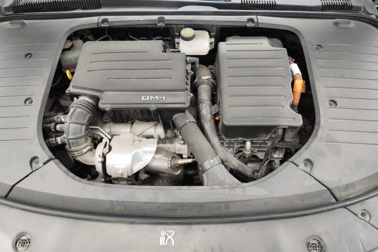 Used BYD Han 2022 DM-i 121KM Prestige Model Engine Bay