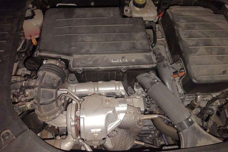 Used BYD Han 2022 DM-i 121KM Prestige Model Engine Bay