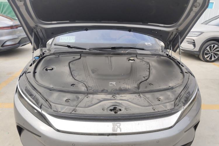 Used BYD Han 2022 EV Genesis Edition 715KM Front-Wheel-Drive Prestige Model Engine Bay