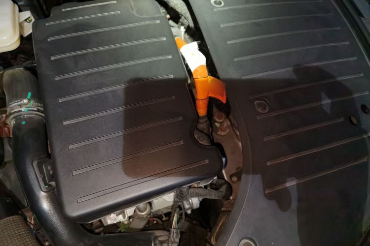 Used BYD Han 2022 DM-i 121KM Luxury Model Engine Bay Left