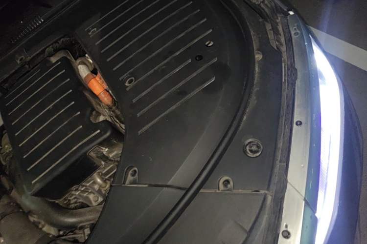 Used BYD Han 2022 DM-i 121KM Prestige Model Engine Bay Left