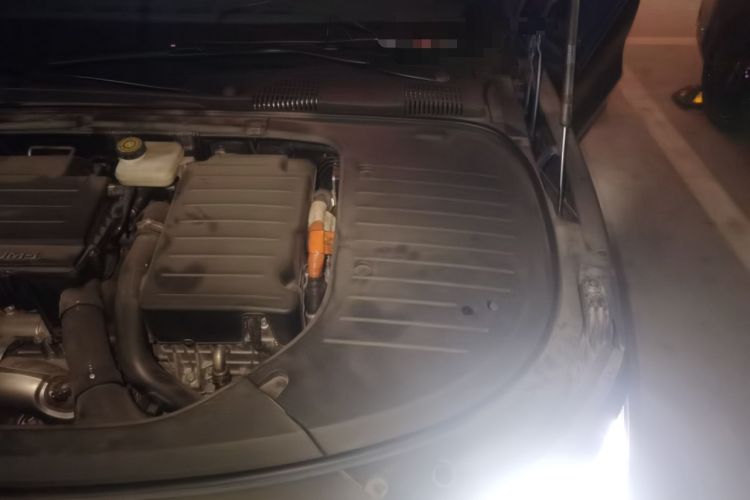 Used BYD Han 2022 DM-i 121KM Luxury Model Engine Bay Left