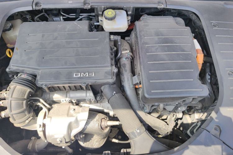 Used BYD Han 2022 DM-i 121KM Luxury Model Engine Bay