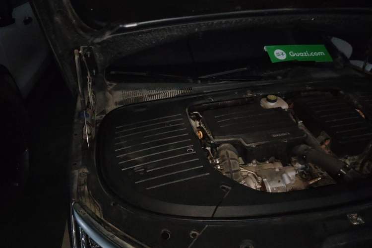 Used BYD Han 2022 DM-i 121KM Luxury Model Engine Bay Right