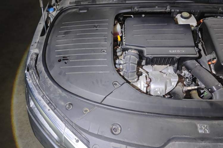 Used BYD Han 2022 DM-i 121KM Luxury Model Engine Bay Right