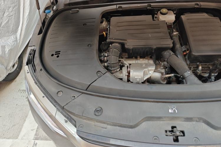 Used BYD Han 2022 DM-i 121KM Prestige Model Engine Bay Right