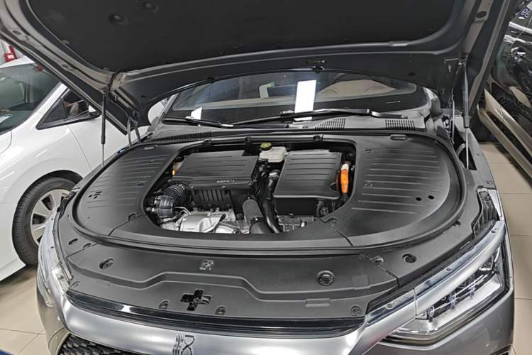 Used BYD Han 2022 DM-i 121KM Prestige Model Engine Bay