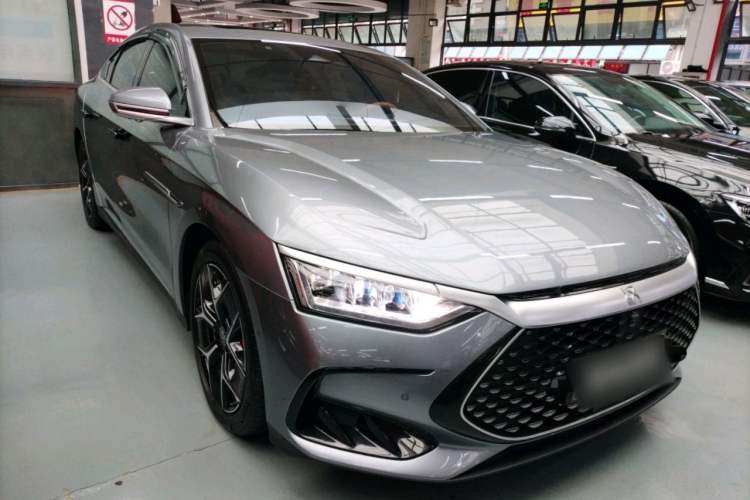 Used BYD Han 2022 DM-i 242km Flagship Model Exterior 2