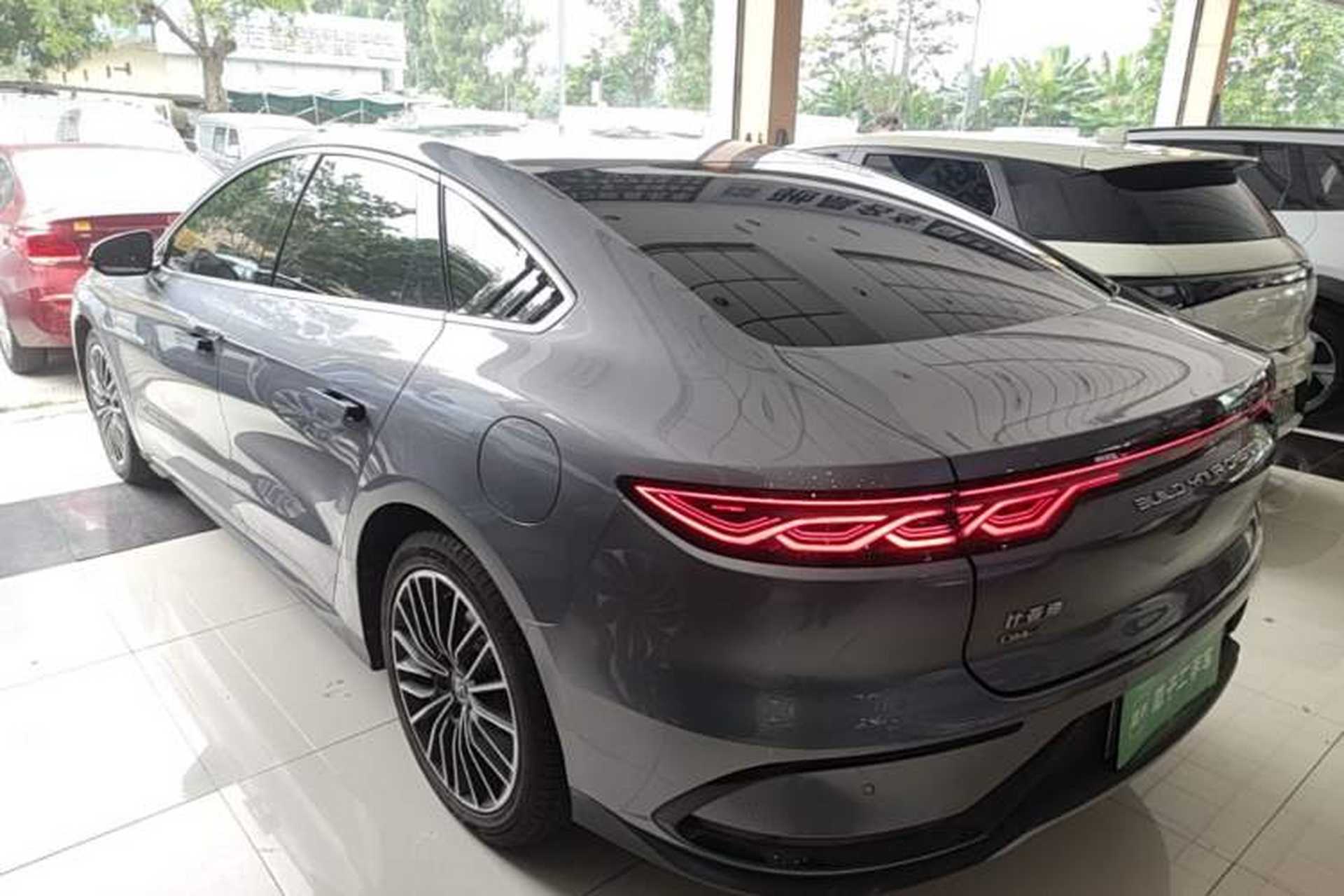 Used BYD Han 2022 DM-i 121KM Prestige Model Exterior 2