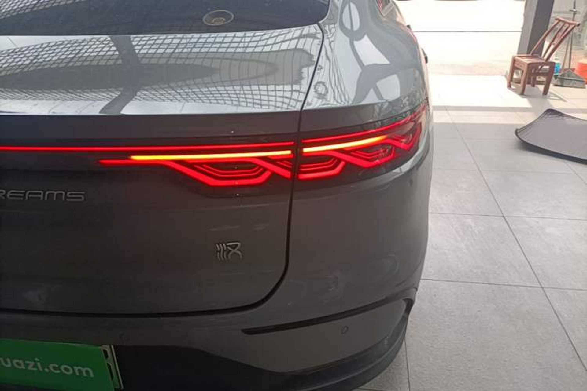 Used BYD Han 2022 DM-i 121KM Prestige Model Exterior 3