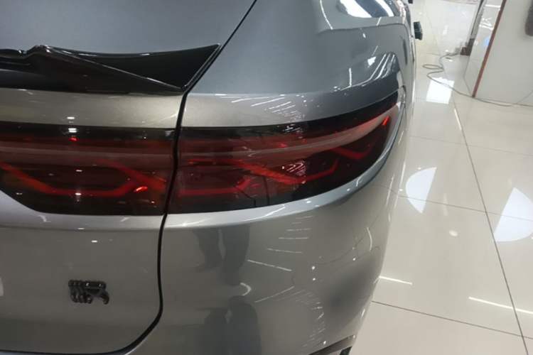 Used BYD Han 2022 DM-i 121KM Prestige Model Exterior 3