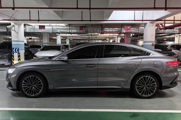 Used BYD Han 2022 DM-i 121KM Luxury Model Exterior 5
