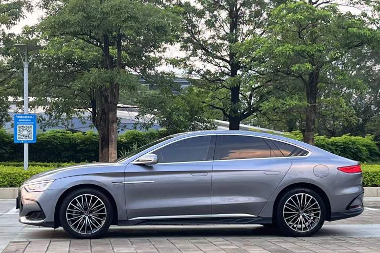 Used BYD Han 2022 DM-i 121KM Luxury Model Exterior 5