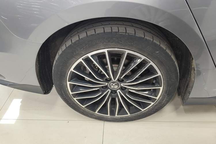 Used BYD Han 2022 DM-i 121KM Prestige Model Exterior 5