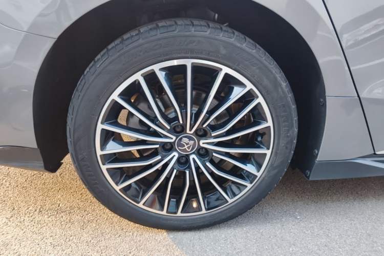 Used BYD Han 2022 DM-i 121KM Luxury Model Exterior 5