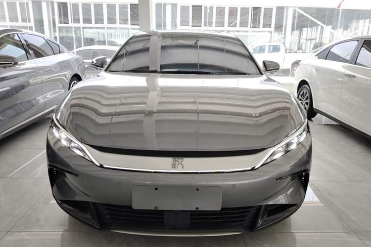 Used BYD Han 2022 EV Genesis Edition 715KM Front-Wheel-Drive Prestige Model Front